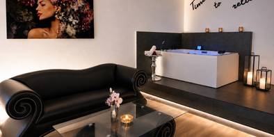 Übernachtung im Privat Spa Silver Luxury Suite in Sursee