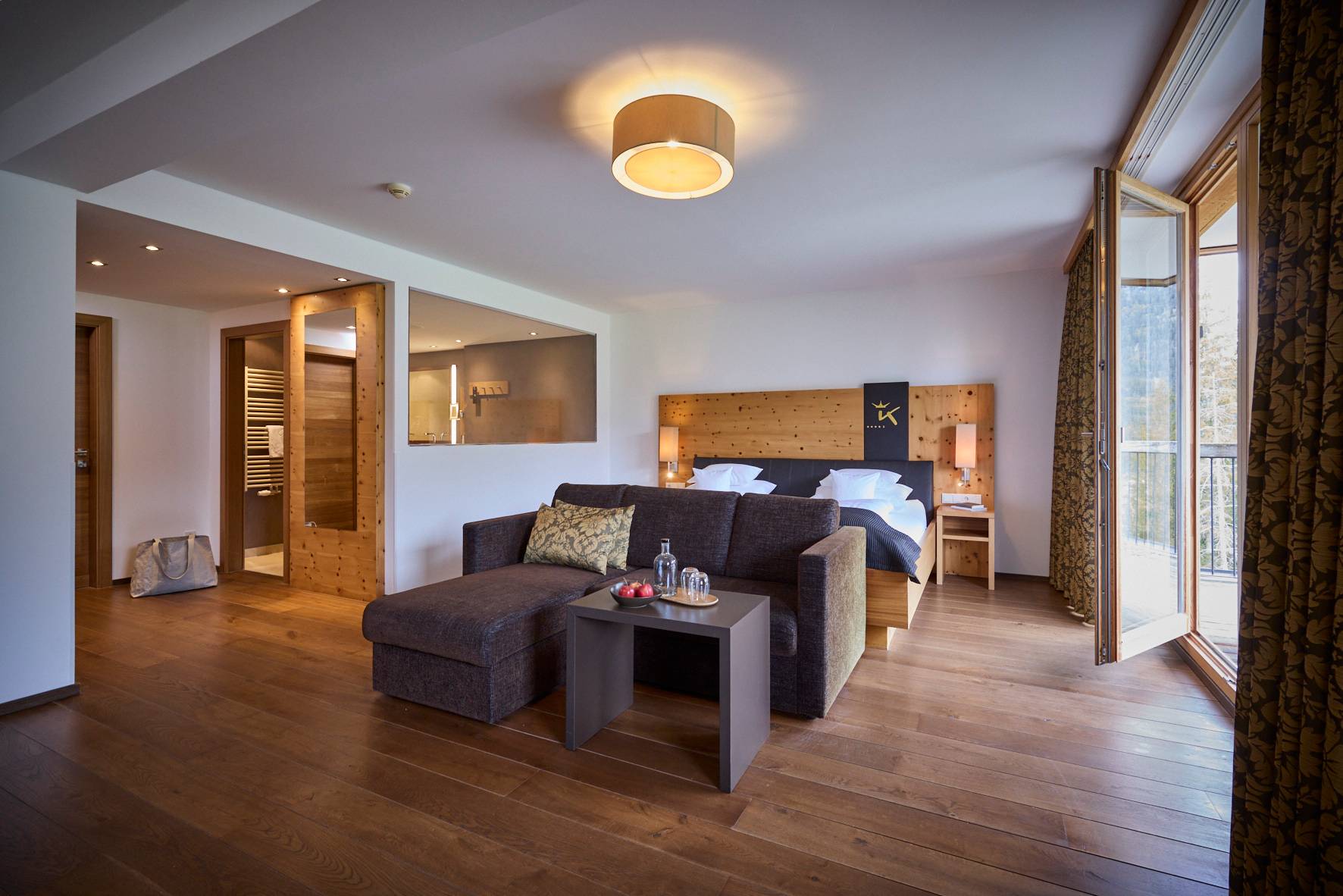 SUITE XL