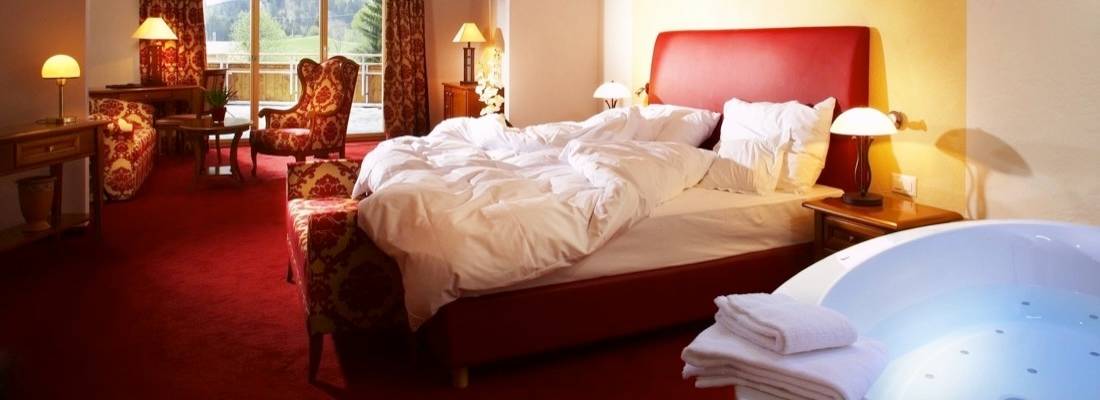 Junior-Suite mit Whirlwanne 